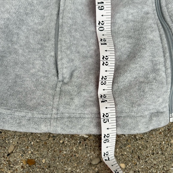 ⭐️SOLD⭐️Columbia Grey Fleece Zip Up Size Large - Picture 6 of 9